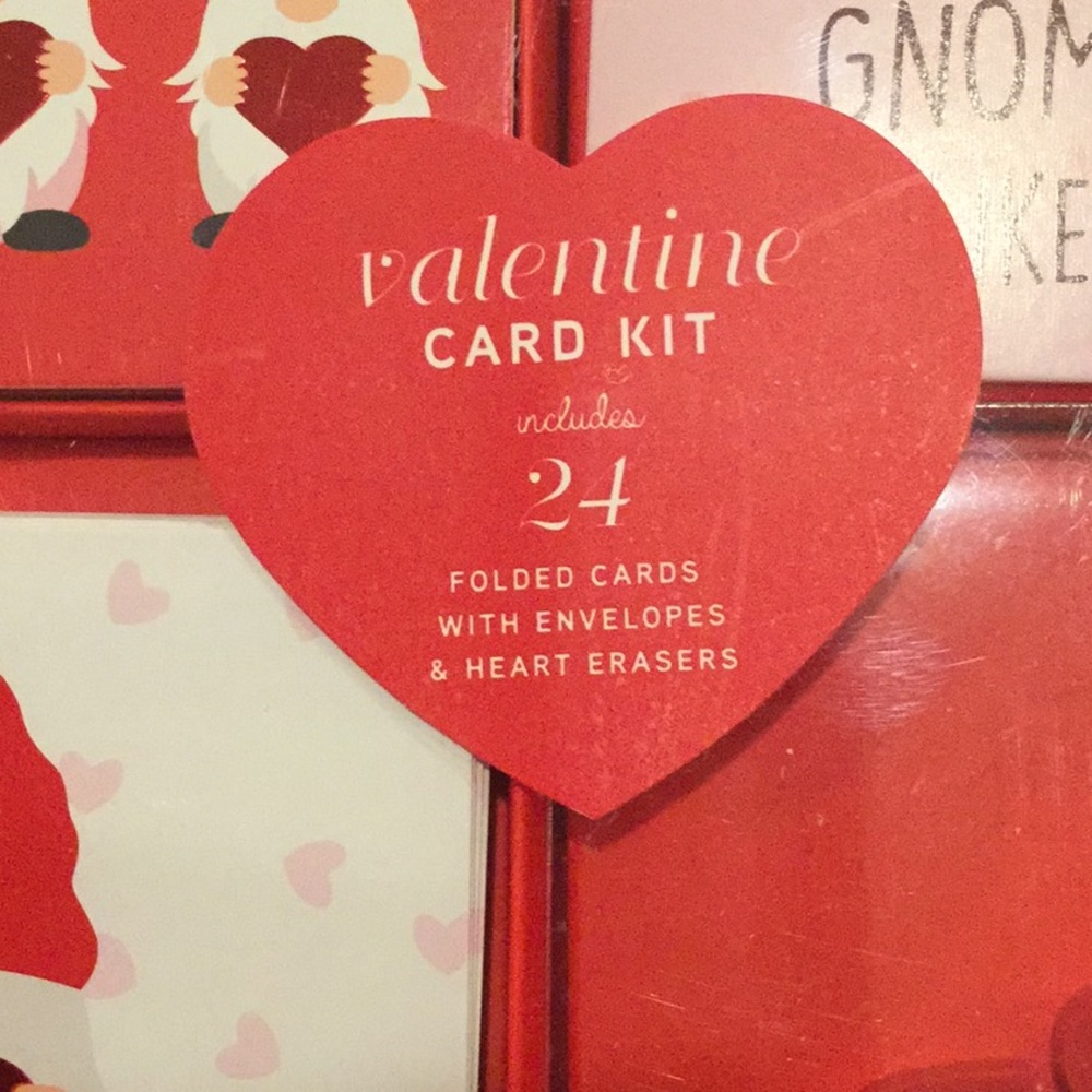 24 Gnome Valentines with Erasers & Envelopes - Picture 6 of 7